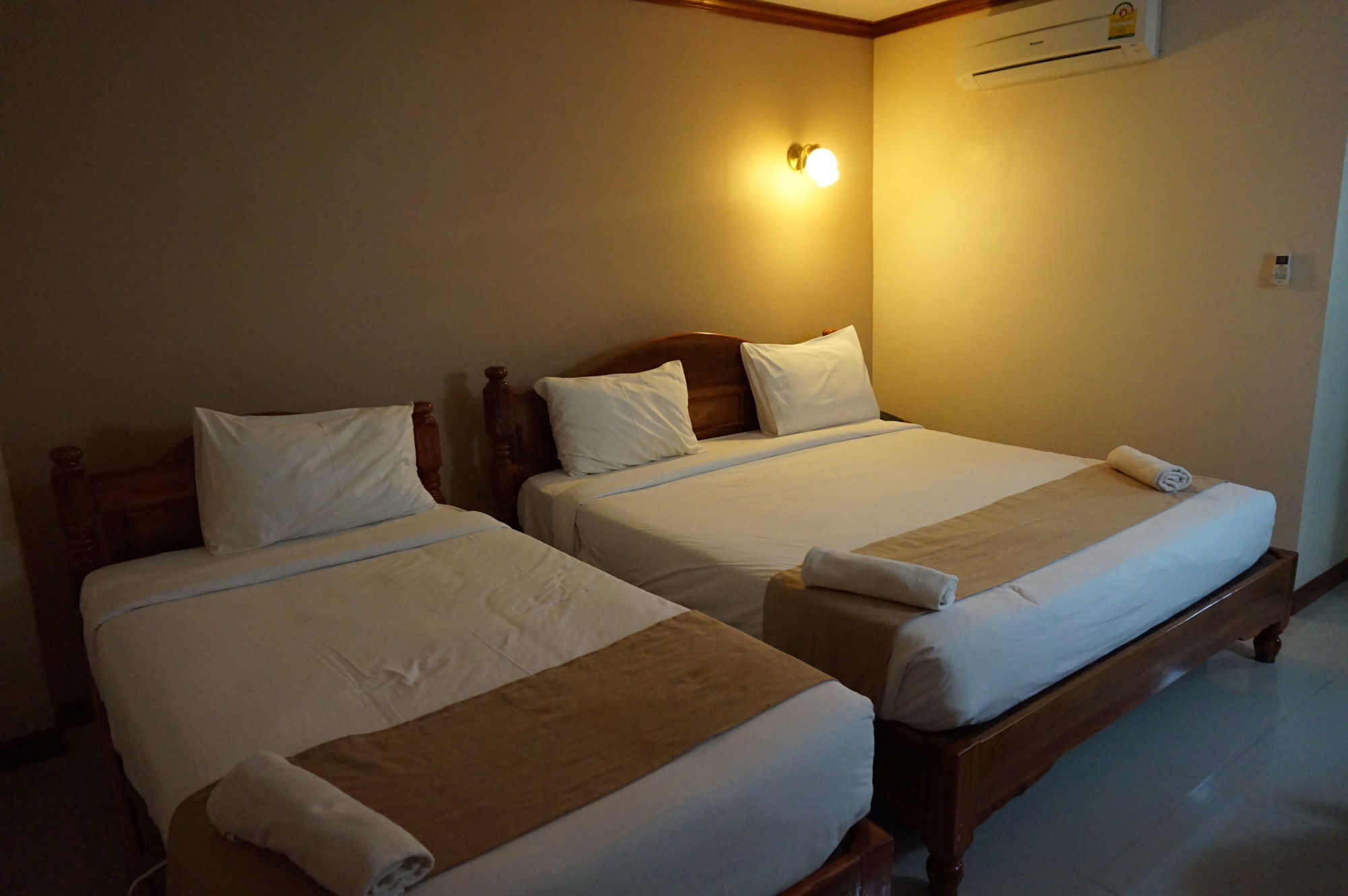 Np Residence Nakhonphanom Kültér fotó