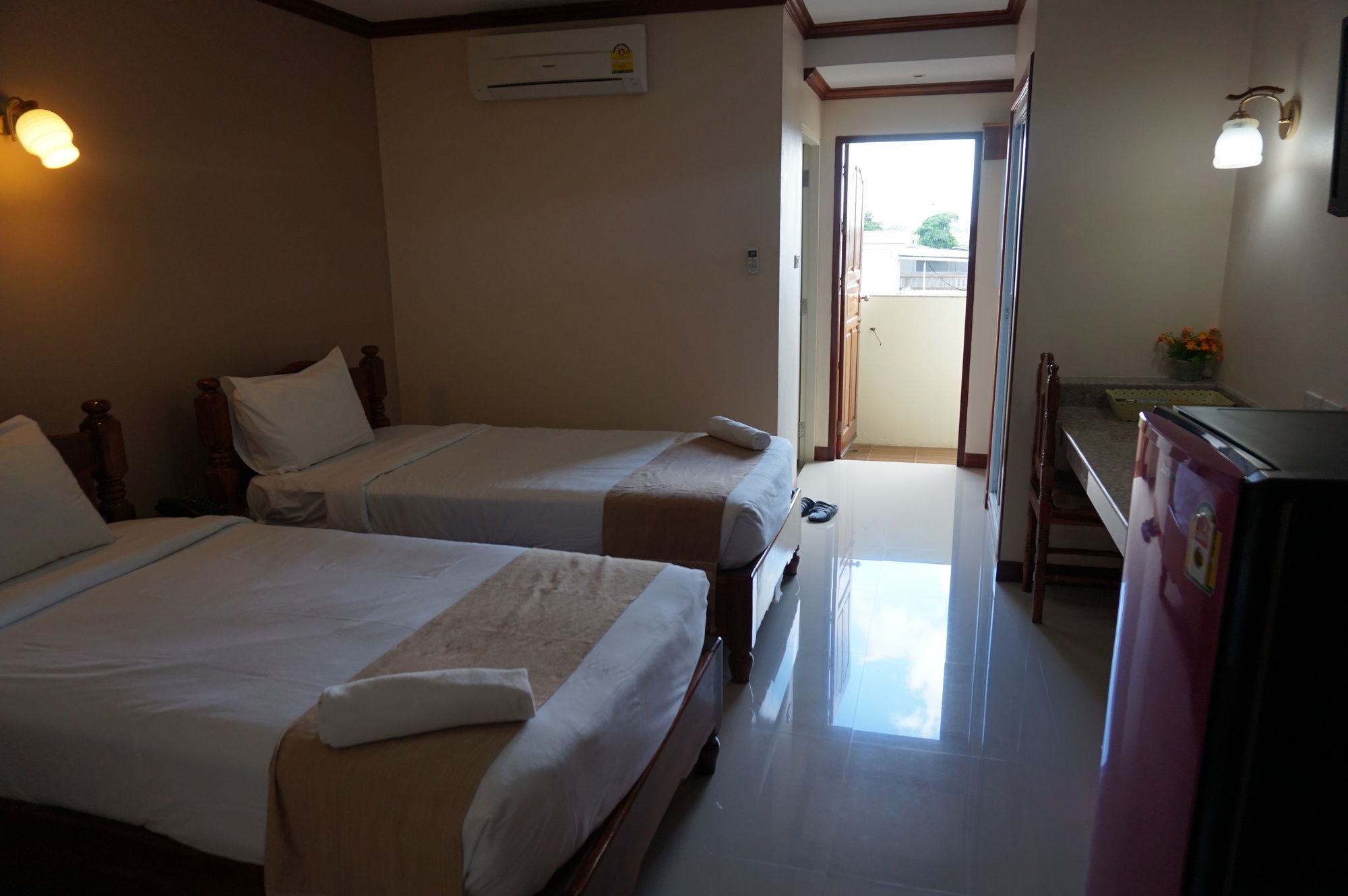 Np Residence Nakhonphanom Kültér fotó