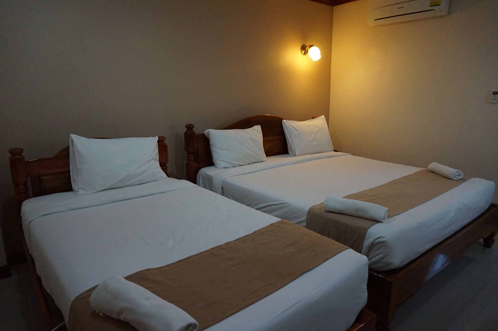 Np Residence Nakhonphanom Kültér fotó